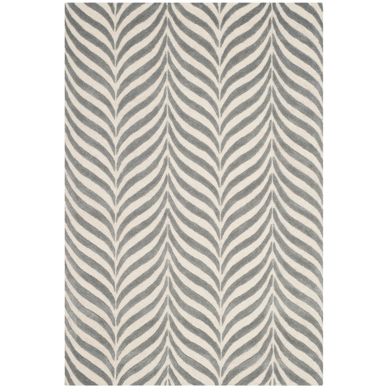 SAFAVIEH Handmade Bella Crescencia Modern Floral Wool Rug