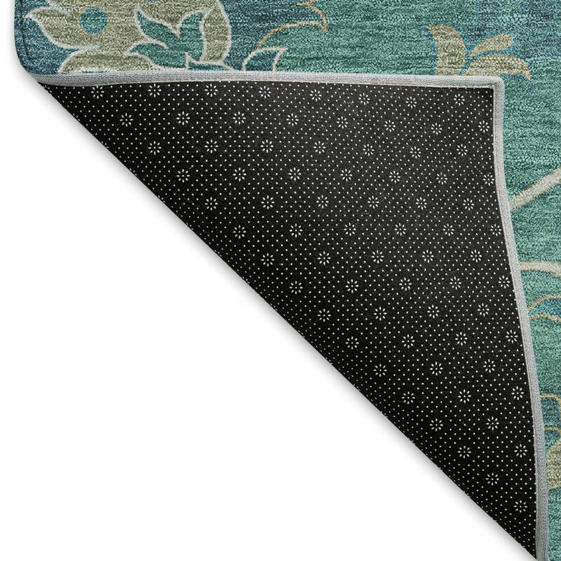 Machine Washable Indoor/ Outdoor Traditional Luna Chantille Rug
