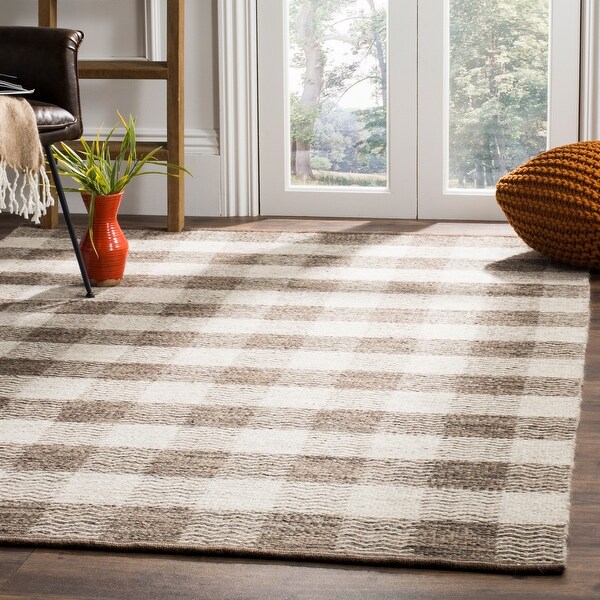 Safavieh Handmade Flatweave Kilim Kimora Wool Rug. Opens flyout.