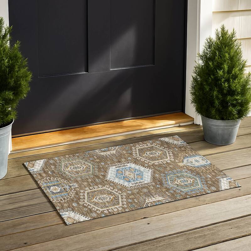 Machine Washable Indoor/ Outdoor Global Akron Chantille Rug - Brown - 1'8" x 2'6"