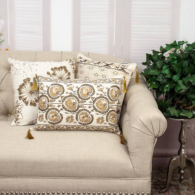 Parkland Collection Periwinkle Transitional Beige & Copper Throw Pillow