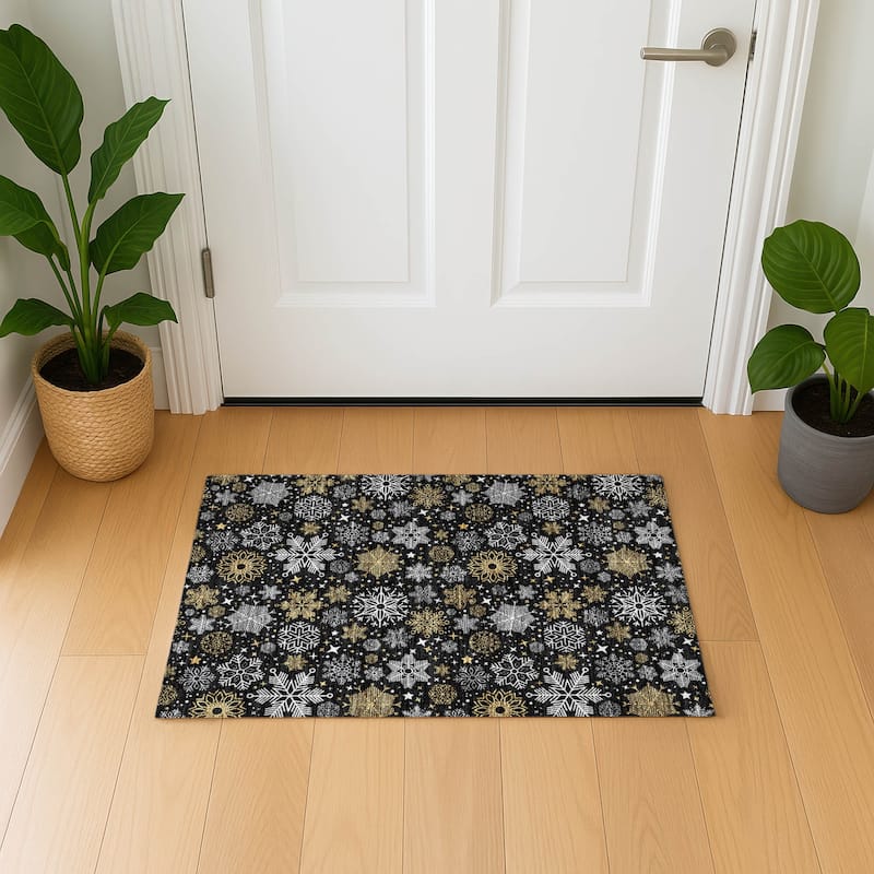 Premium Washable Super Soft Winter Snowflake Mayfield Rug - Black - 1'8" x 2'6"