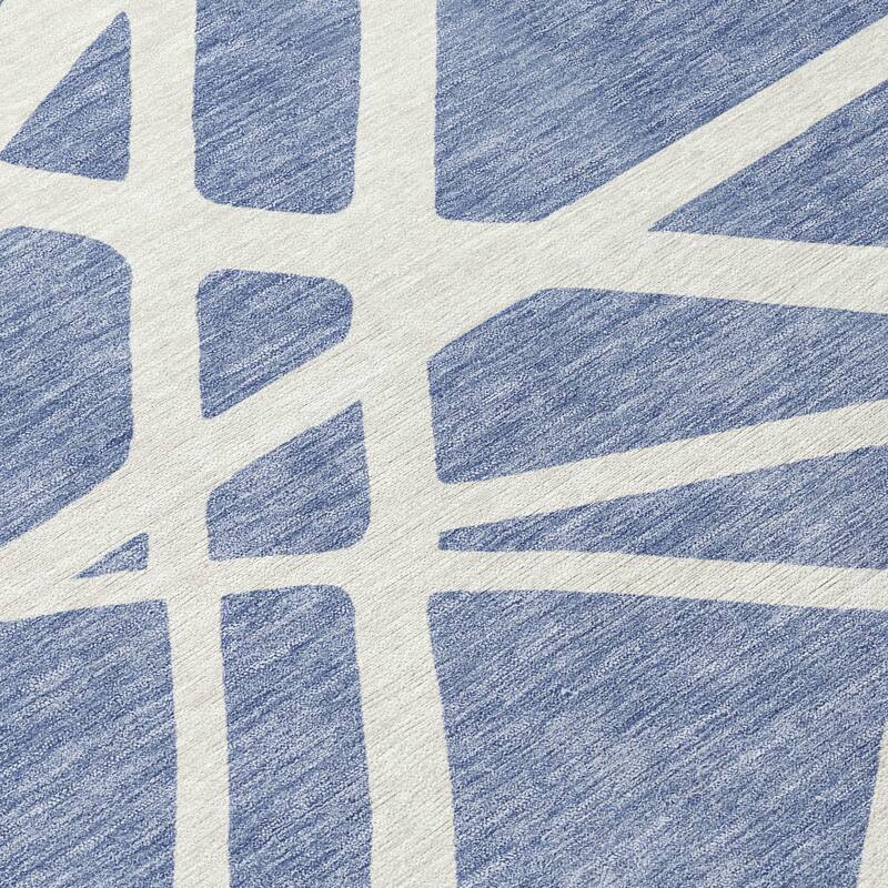 Machine Washable Indoor/ Outdoor Abstract Contemporary Chantille Rug
