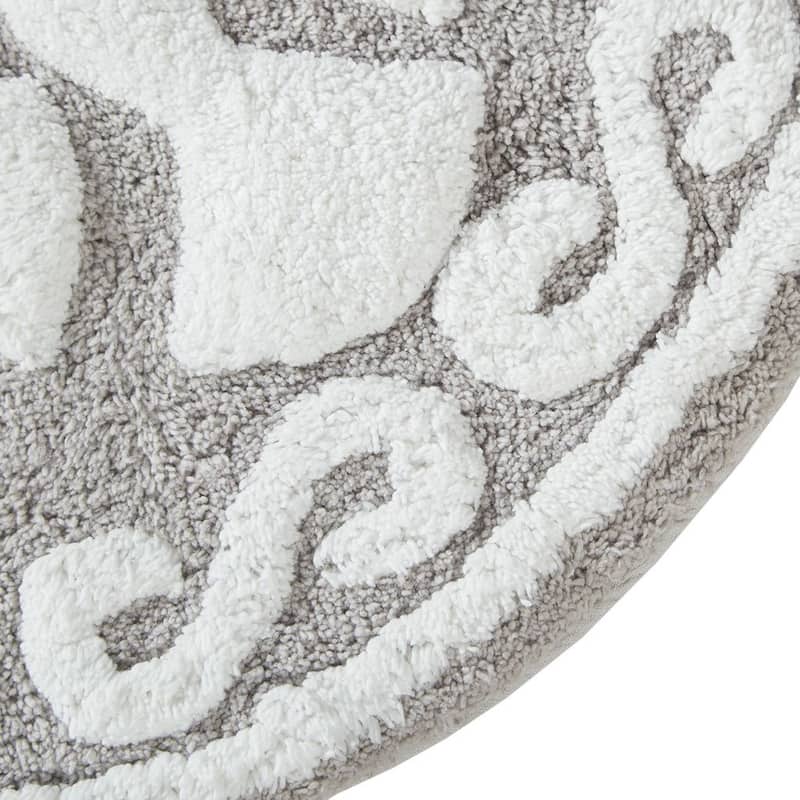 HomeRoots 25" Taupe And White Cotton Round Medallion Bath Rug