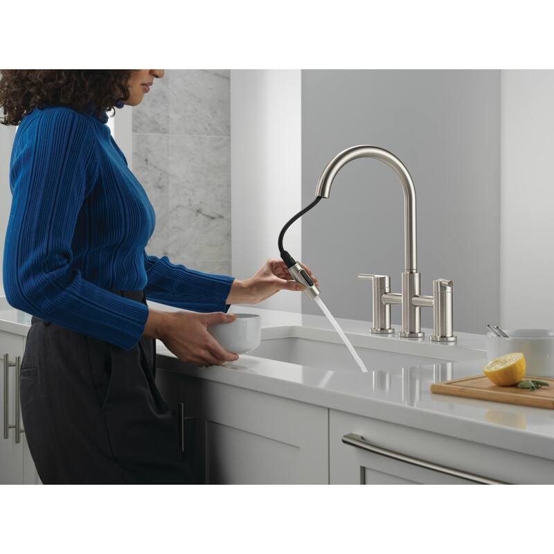 Delta 39876LF Nicoli 1.8 GPM Single Hole Pull Down Bridge Kitchen