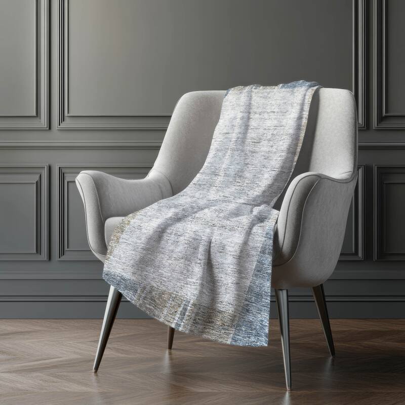 Premium Machine Washable Modern Border Sherpa Throw Blanket