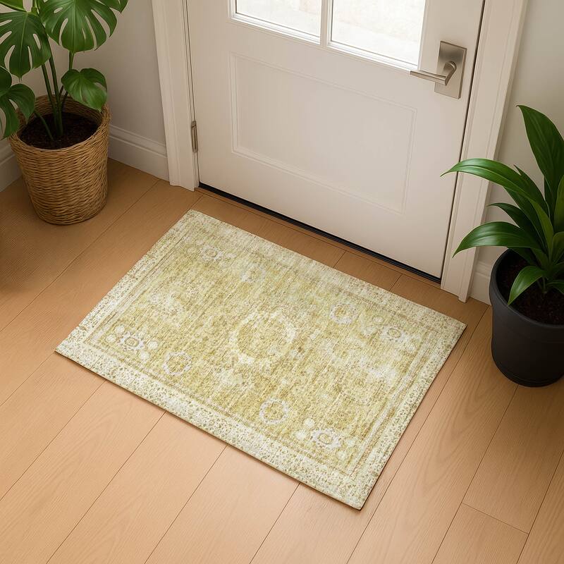 Premium Washable Super Soft Vintage Traditional Mayfield Rug - Beige - 1'8" x 2'6"