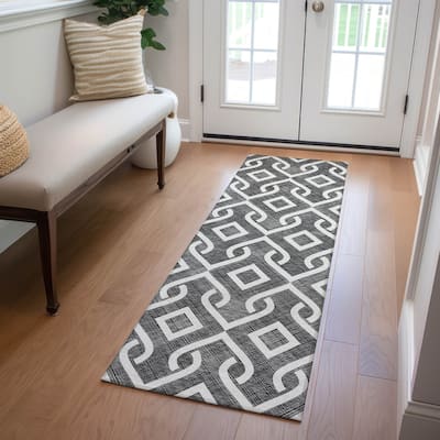 Machine Washable Indoor/ Outdoor Chantille Trellis Scroll Rug