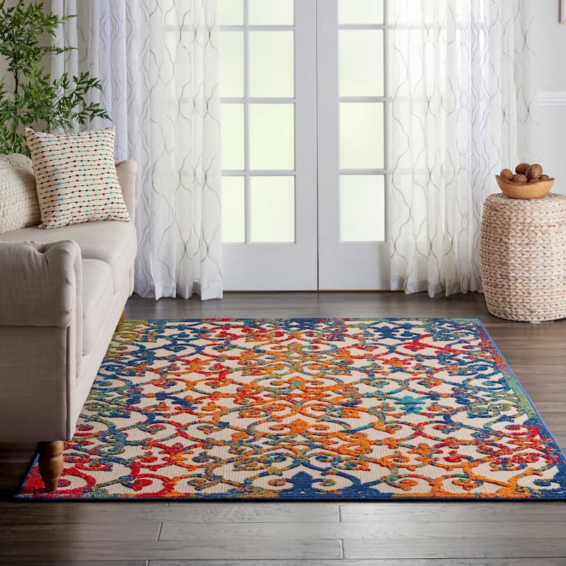 Nourison Aloha Transitional Scroll Indoor/Outdoor Damask Rug