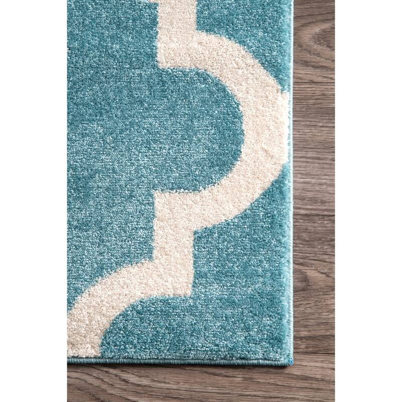 Nuloom Luna Geometric Trellis Area Rug