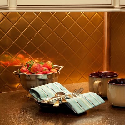 Fasade Quilted Decorative Vinyl 18in x 24in Backsplash Panel in Polished Copper