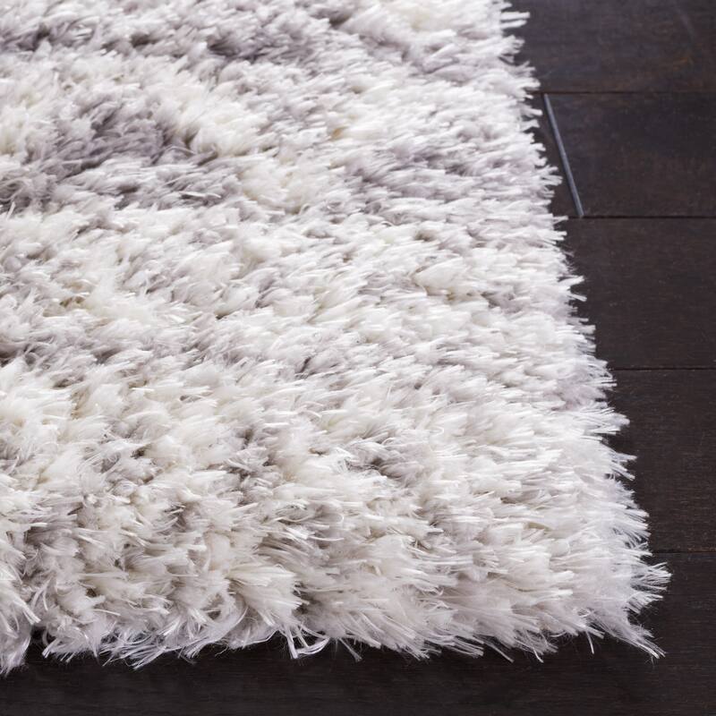 SAFAVIEH Handmade Flokati Yaffa Shag Solid Polyester Rug