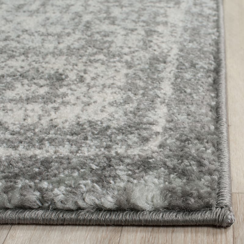 SAFAVIEH, Evoke Karola Vintage Boho Rug