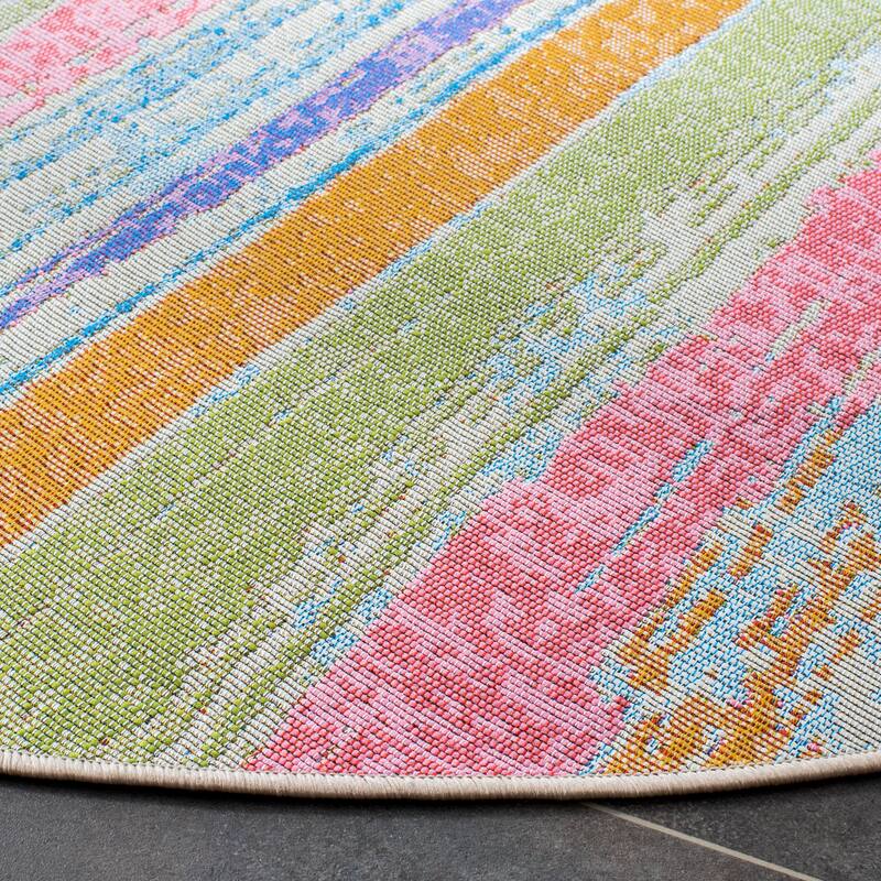 SAFAVIEH Summer Ibtesam Boho Indoor/ Outdoor Waterproof Patio Backyard Rug