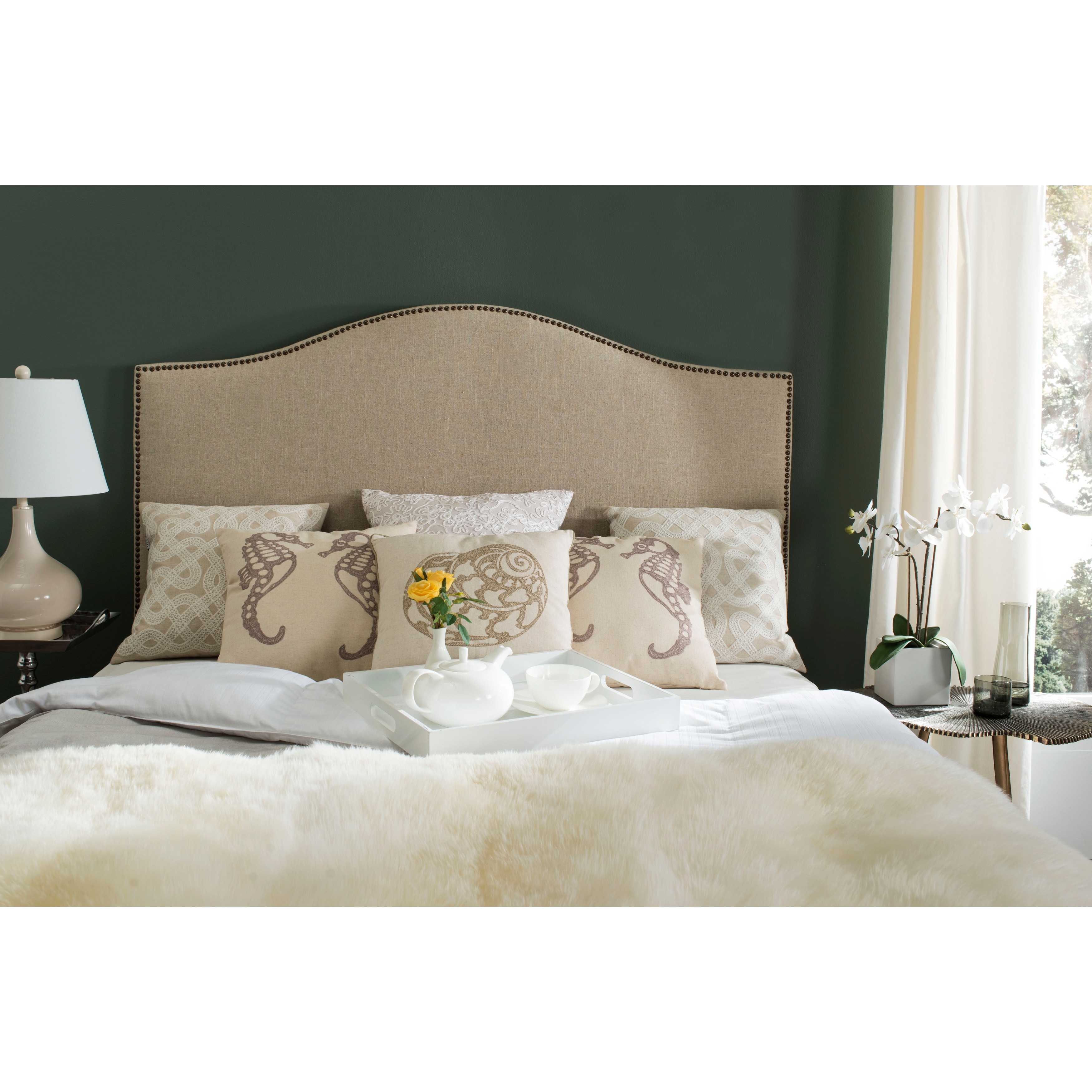 SAFAVIEH Connie Hemp Upholstered Camelback Headboard - Brass Nailhead (Queen)