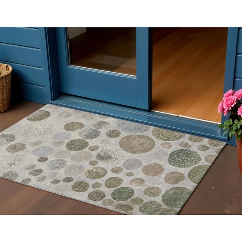 HomeRoots Geometric Transitional Rectangle Outdoor Rug - 3' x 5'