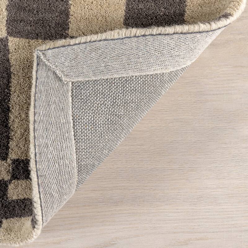 Kia Checkerboard Wool Area Rug
