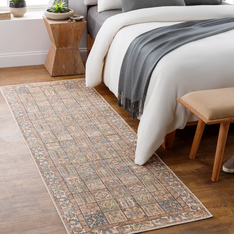 Artistic Weavers Lukae Machine Washable Vintage Border Area Rug