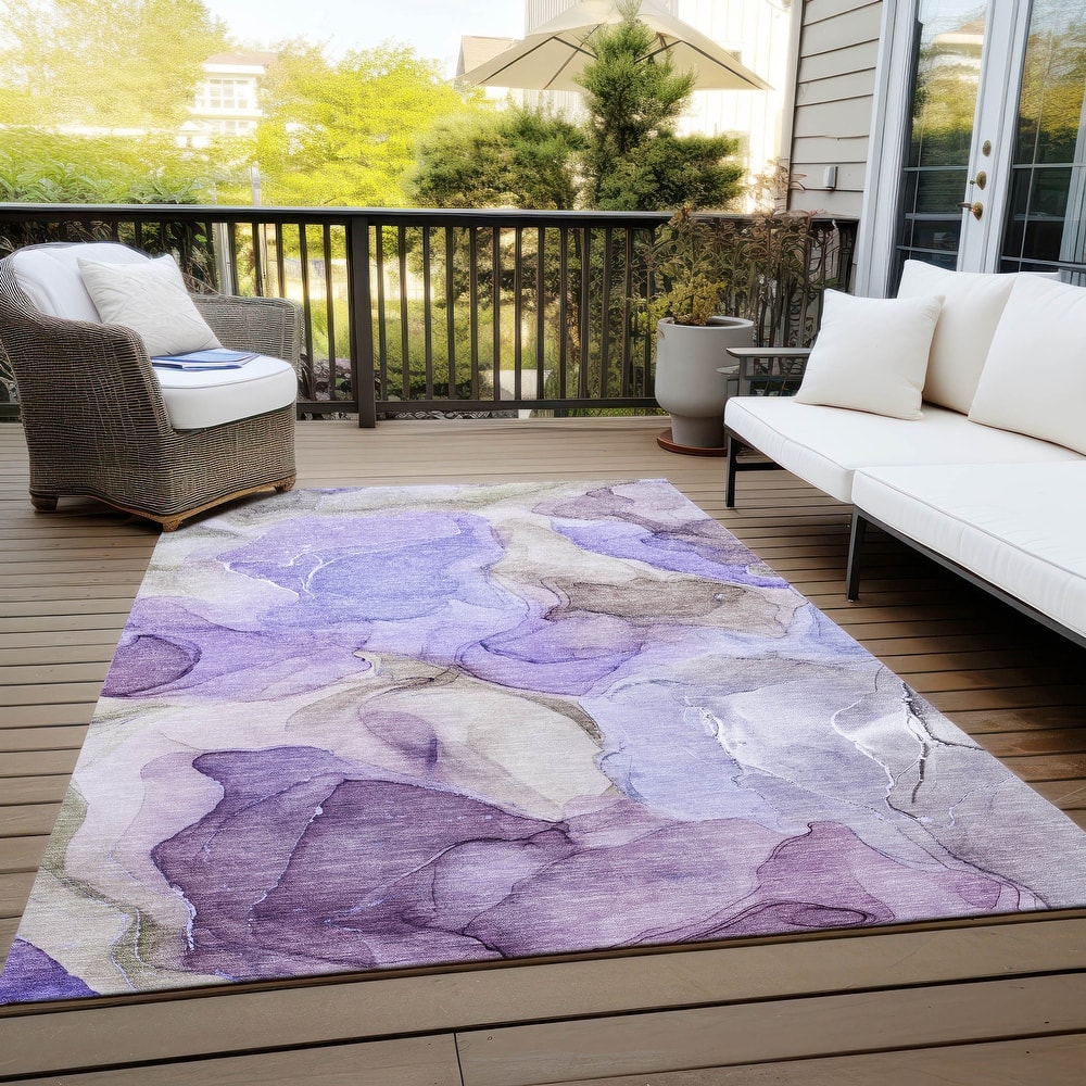 Machine Washable Indoor/ Outdoor Chantille Watercolor Purple Rug