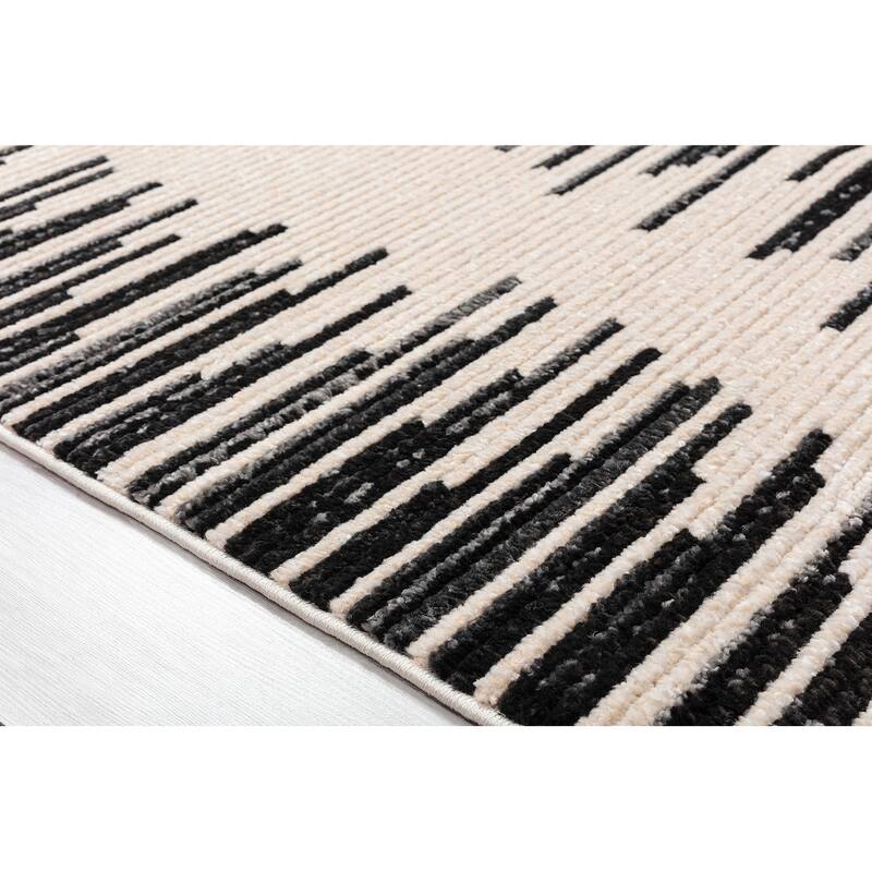 Juniper Collection Ivory Machine Made Indoor Area Rug