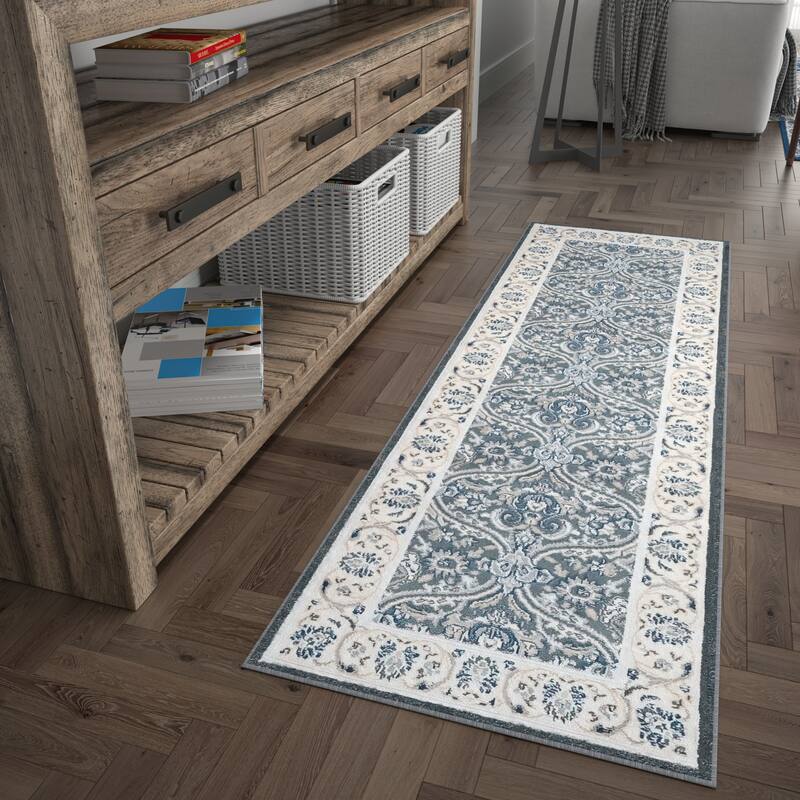 Carrington Traditional Border Indoor Area Rug