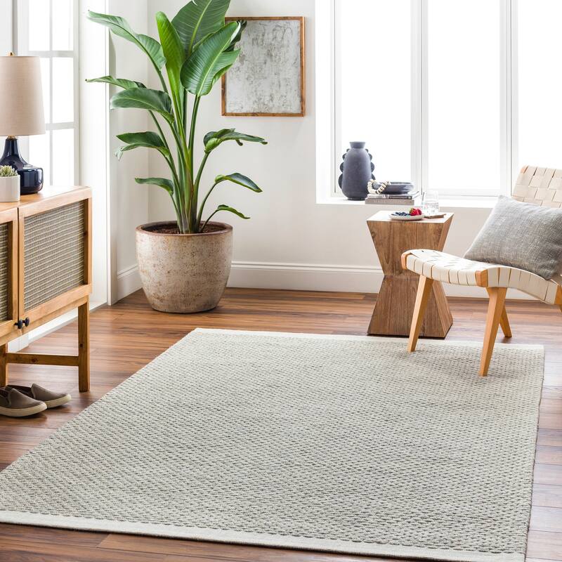 Abercom Handmade Casual Farmhouse Wool Area Rug - 5' x 7' 6" - Light Grey