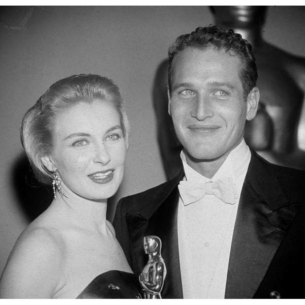 Paul Newman and Joanne Woodward Photo Print - Overstock - 25388871
