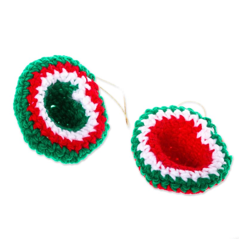 Novica Handmade Sombrero Cheer Crocheted Ornaments (Pair)