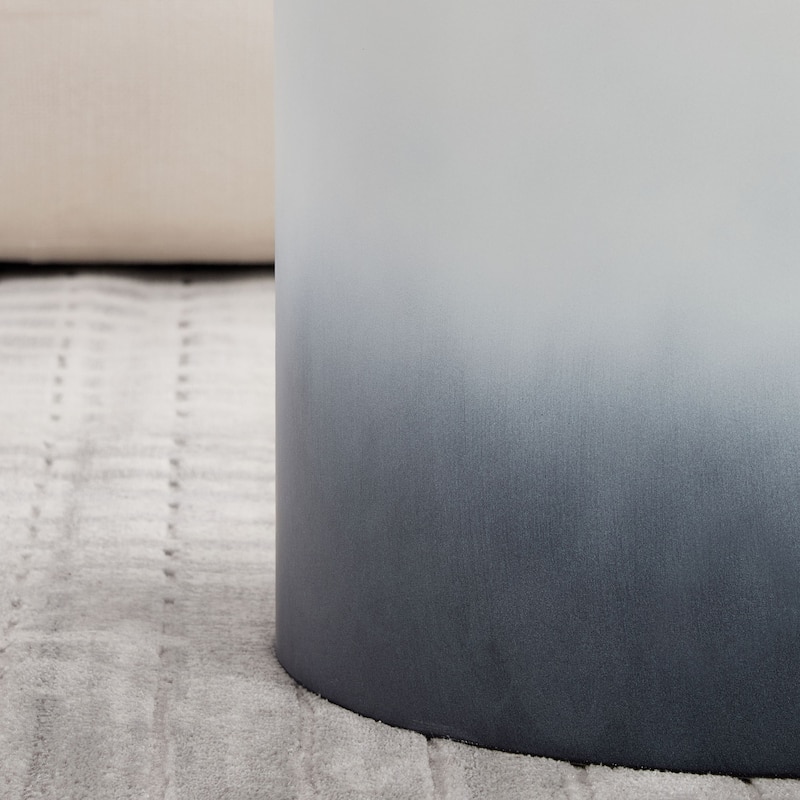 Round MDF with Veneer Side Table Coffee Table Nesting Table set of 2