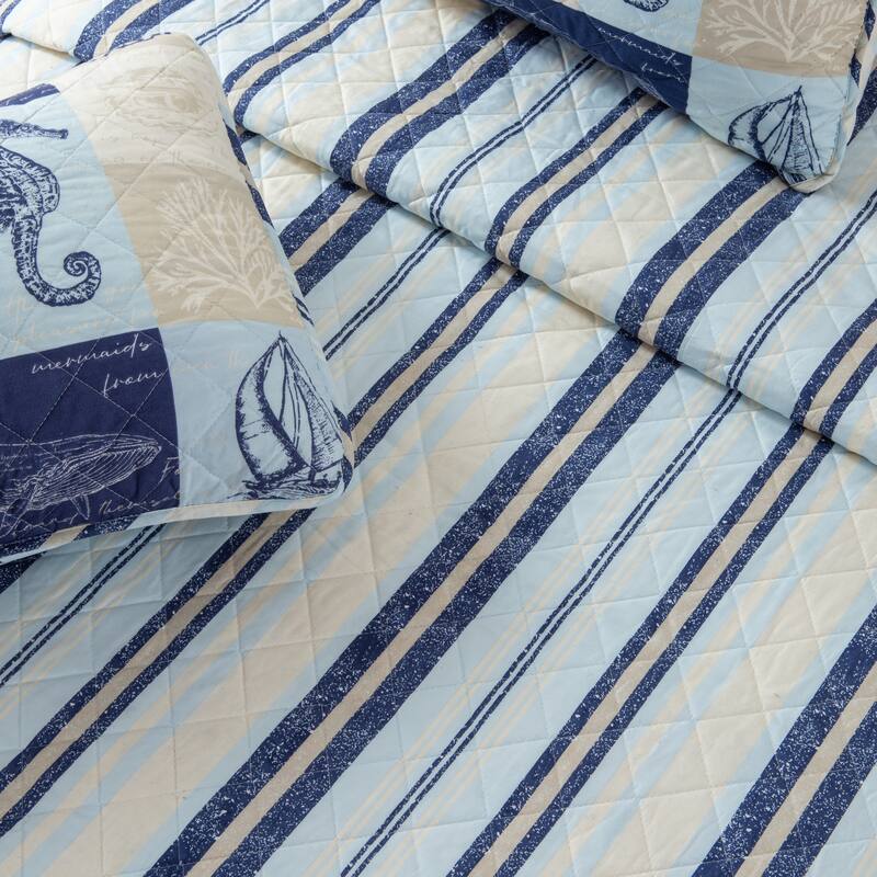 Premium Seashell Patchwork Microfiber Quilt Set With Shams