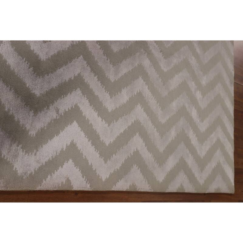 Chevron Style Nepalese Indian Area Rug Handmade Wool Carpet - 6'0" x 8'9"