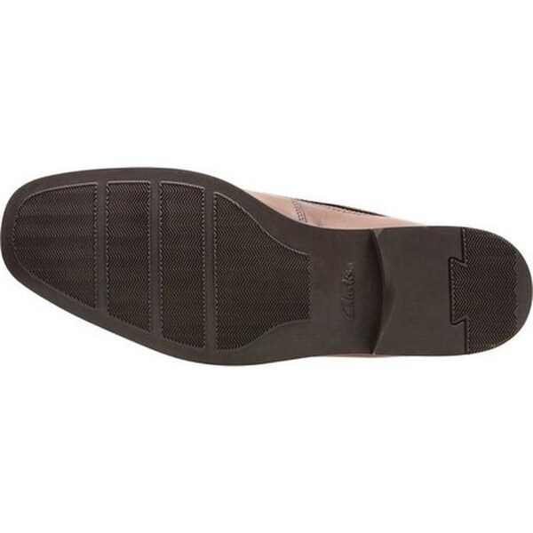 clarks tilden free dark tan