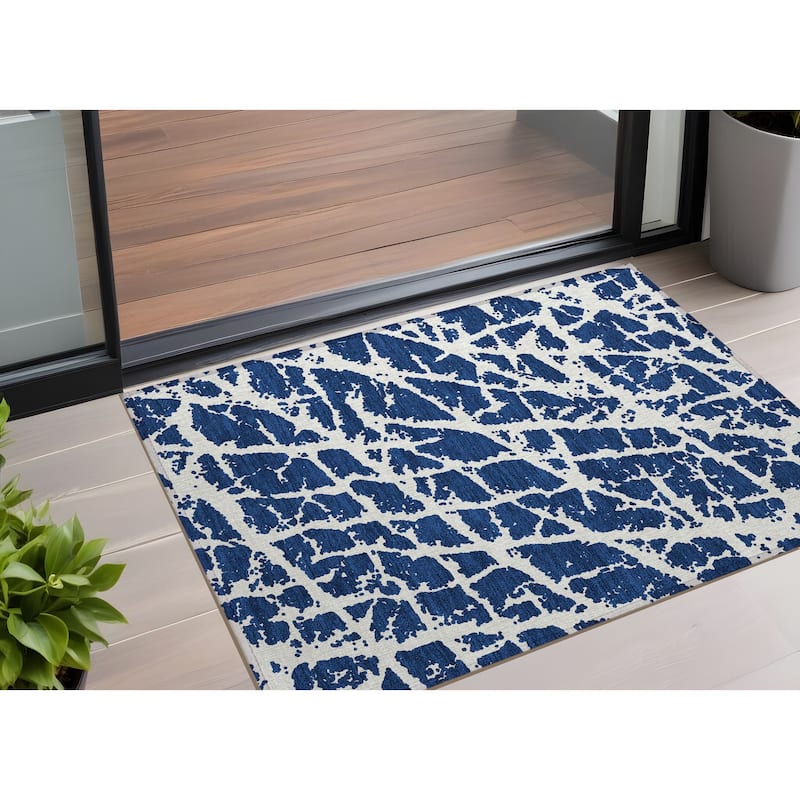 Dari Modern Art-Inspired Weather Resistant Versatile Elegance Outdoor Rug - 2' x 3' - 2' x 3' - Multi
