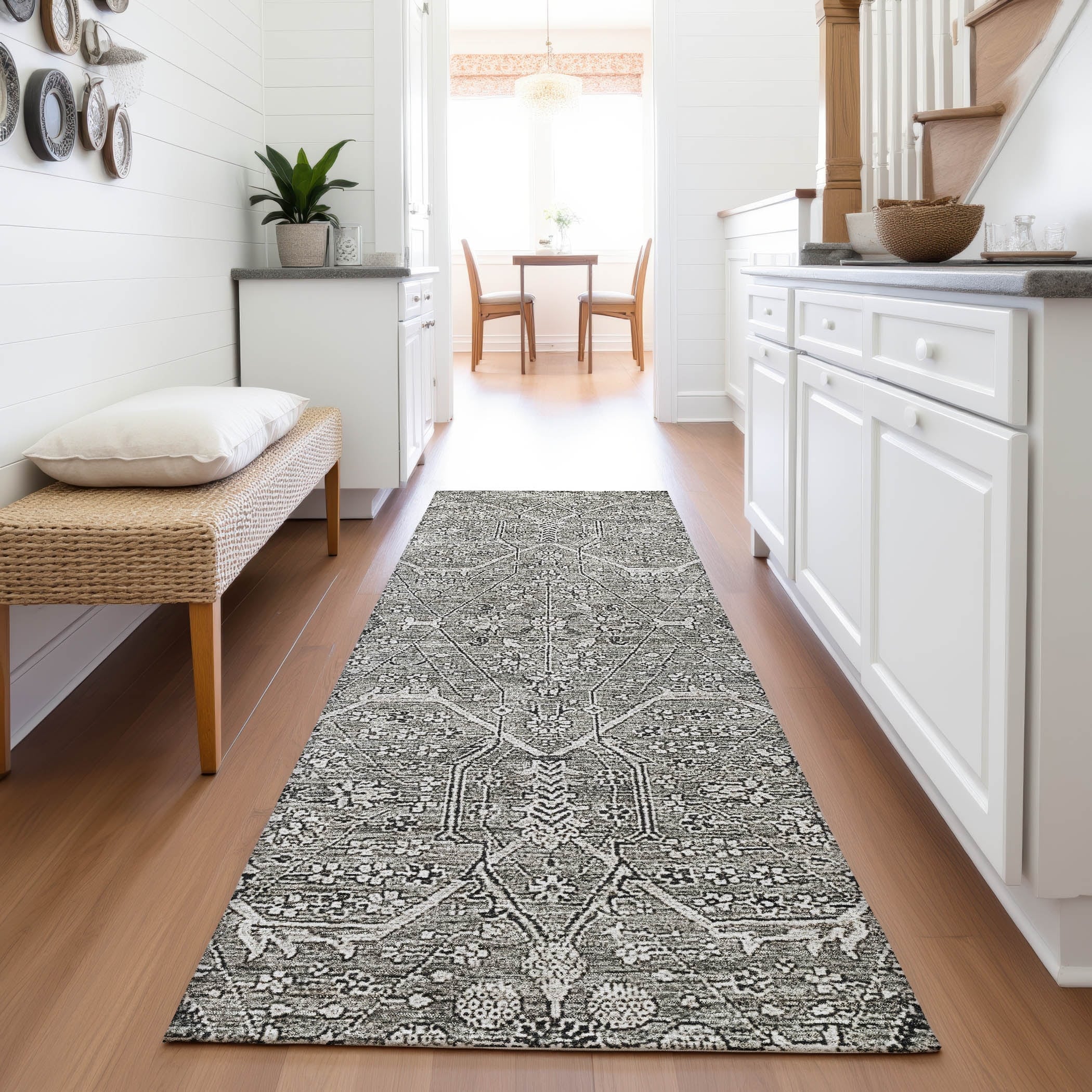 Premium Washable Super Soft Traditional Global Mayfield Rug