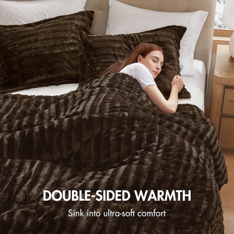 Madison Park York Faux Fur Comforter Mini Set
