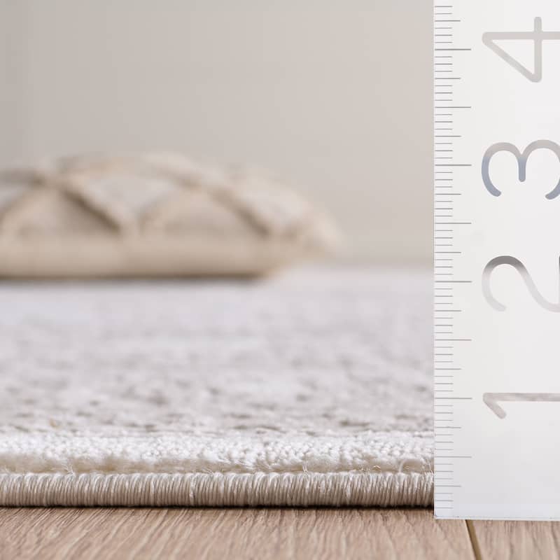 SAFAVIEH Reflection Zadie Modern Oriental Polyester Rug