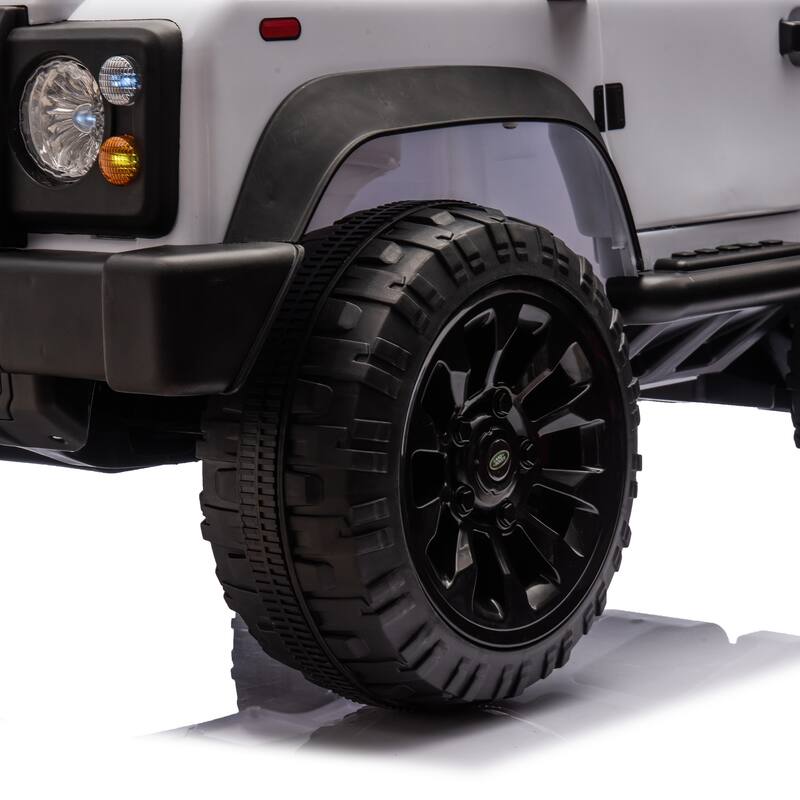 Licensed Land Rover Defender 24V Ride-On Car with Remote Control, 4-Wheel Suspension, Bluetooth, LED Lights for Kids 3-7