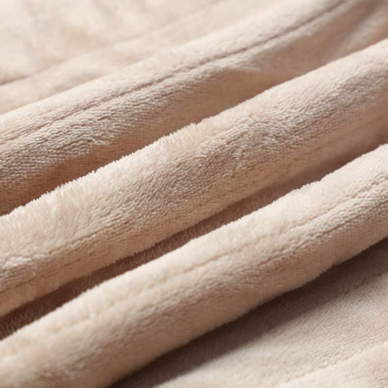 Flannel and Sherpa Fleece Throw Heated Blanket with a Controller