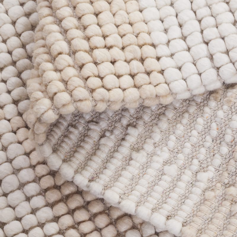 SAFAVIEH Handmade Natura Feodora Farmhouse Wool Rug