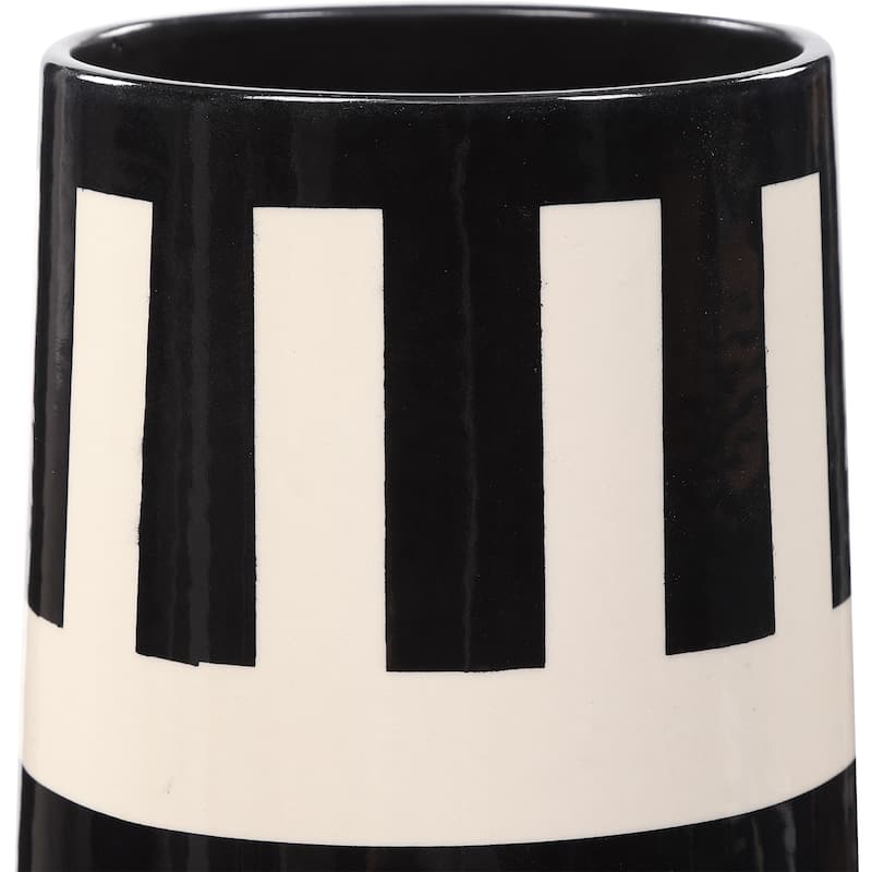 Uttermost Amhara Black and White Vases (Set of 2)