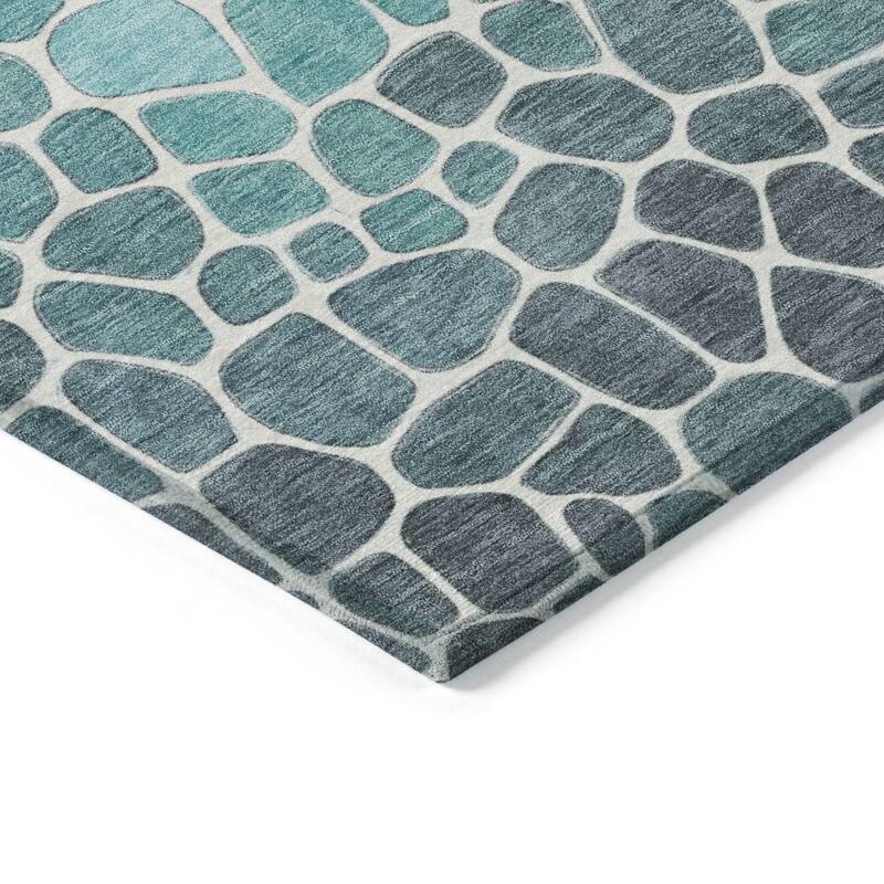 Machine Washable Indoor/Outdoor Contemporary Ombre Chantille Rug