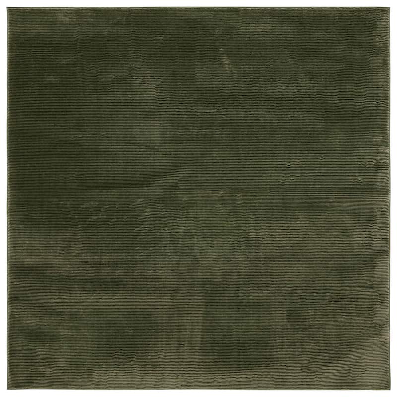 SAFAVIEH Revive Avie Solid Rug - 8' Square - Green