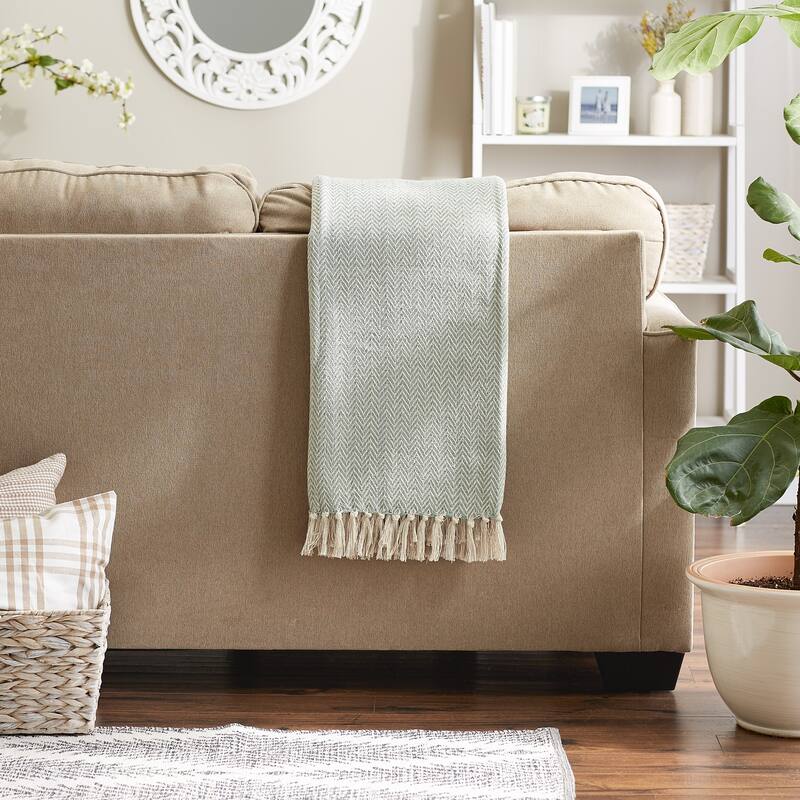 DII Zig-Zag Chevron Throw