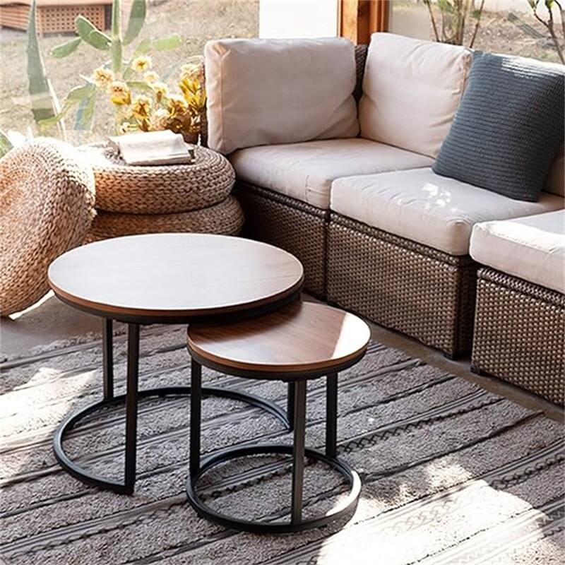 Nesting coffee tables