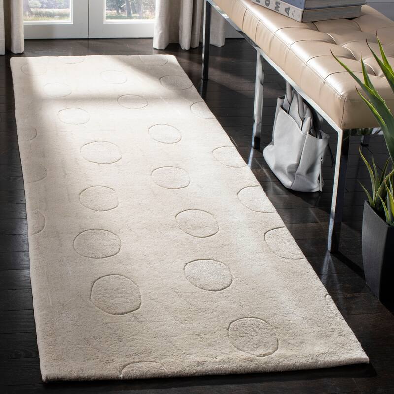 SAFAVIEH Handmade Soho Porsche N.Z. Wool Rug