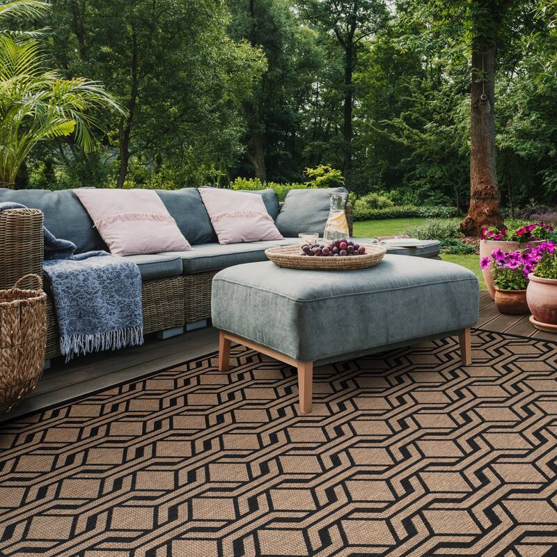 SAFAVIEH Courtyard Annunzia Indoor/ Outdoor Waterproof Patio Backyard Rug