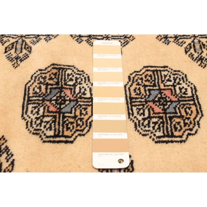 ECARPETGALLERY Hand-knotted Peshawar Bokhara Beige Wool Rug - 3'1 x 5'4