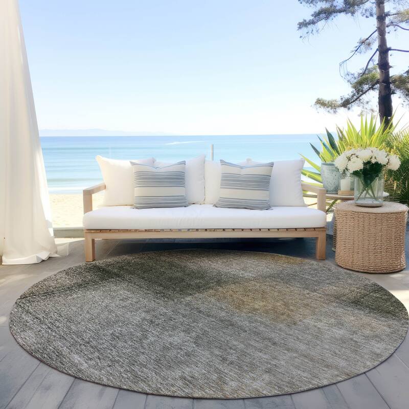 Machine Washable Indoor/ Outdoor Chantille Ombre Rug - Taupe - 8' x 8'