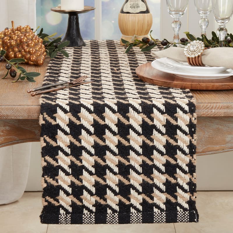 Traditional Houndstooth Table Runner - 14"x72"