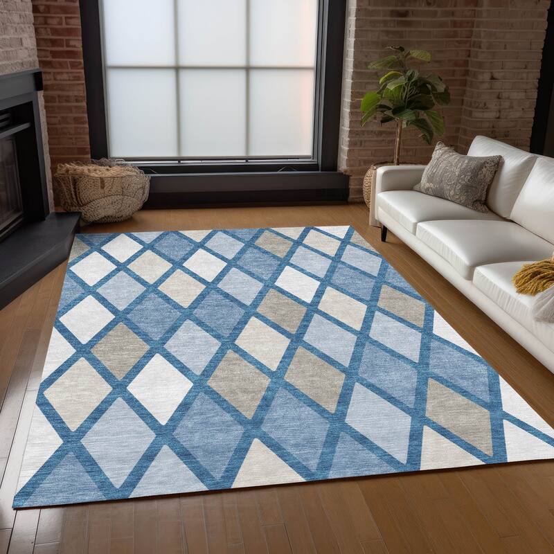 Machine Washable Indoor/ Outdoor Chantille Diamond Prism Rug
